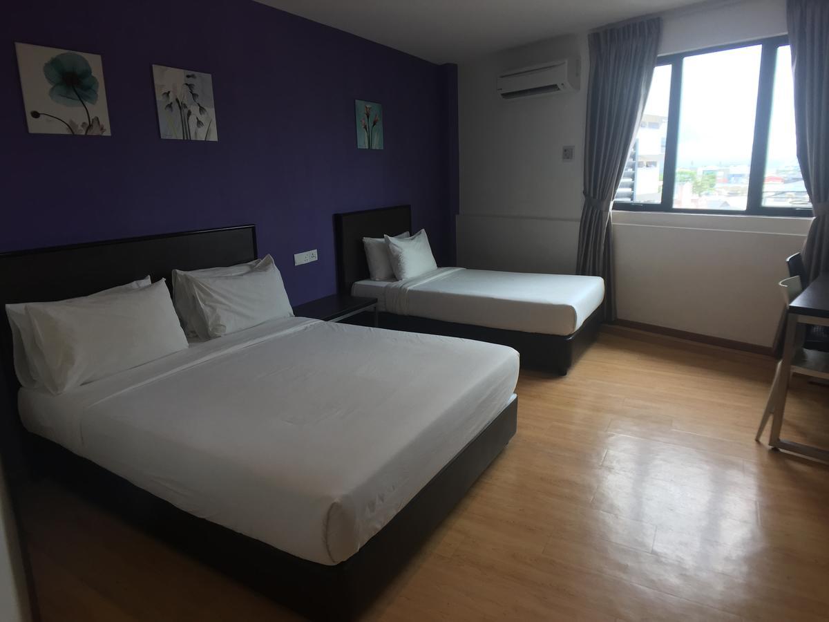 Padungan Hotel Kuching Eksteriør bilde