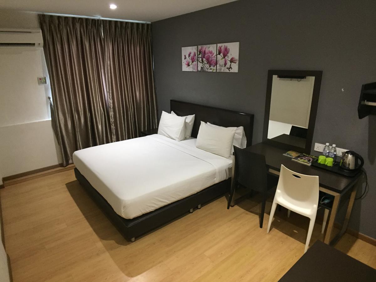 Padungan Hotel Kuching Eksteriør bilde