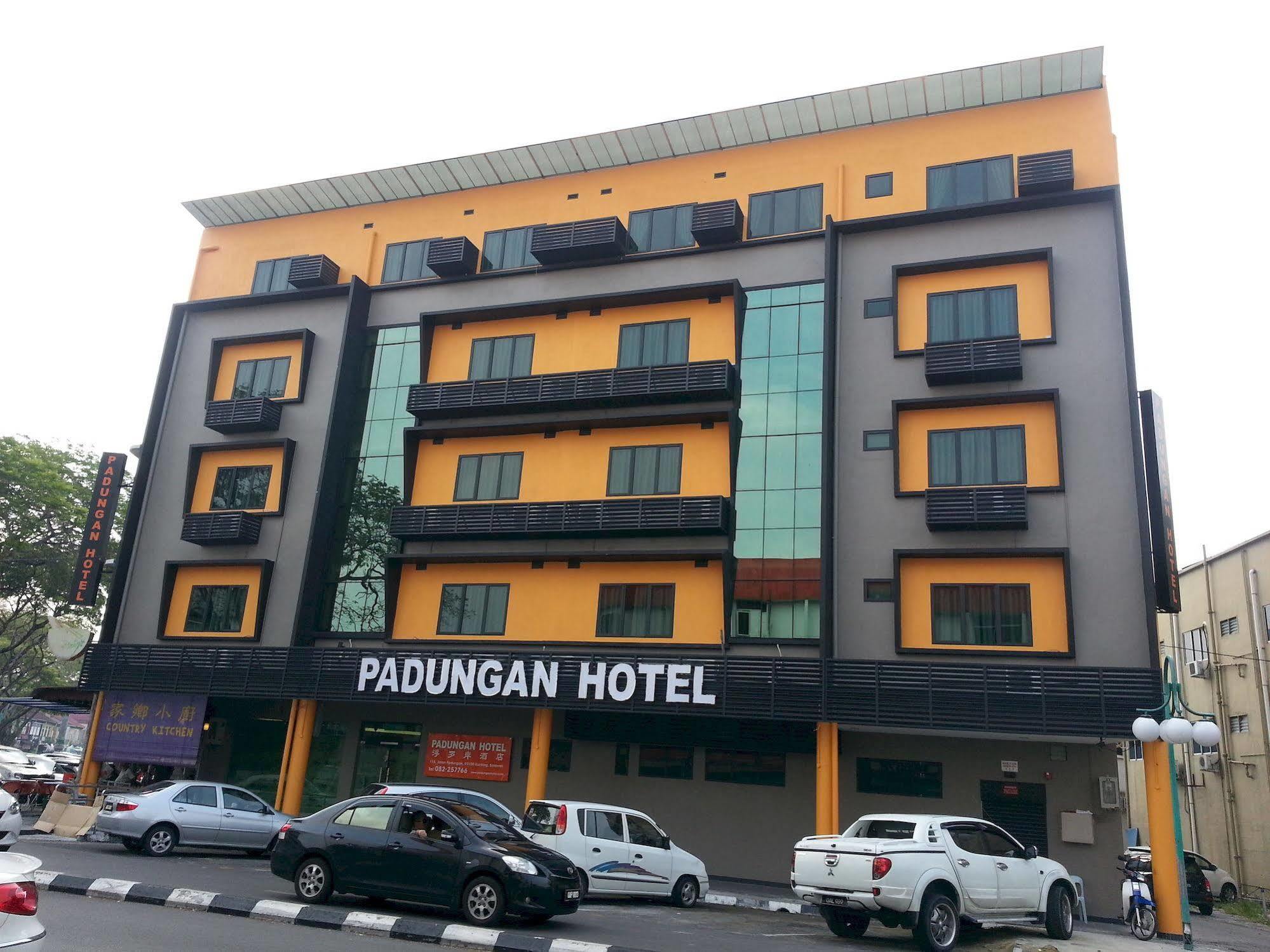 Padungan Hotel Kuching Eksteriør bilde