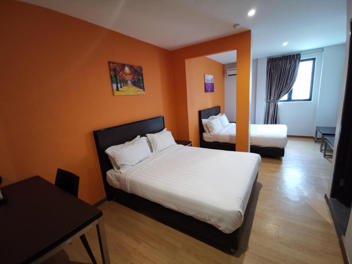 Padungan Hotel Kuching Eksteriør bilde