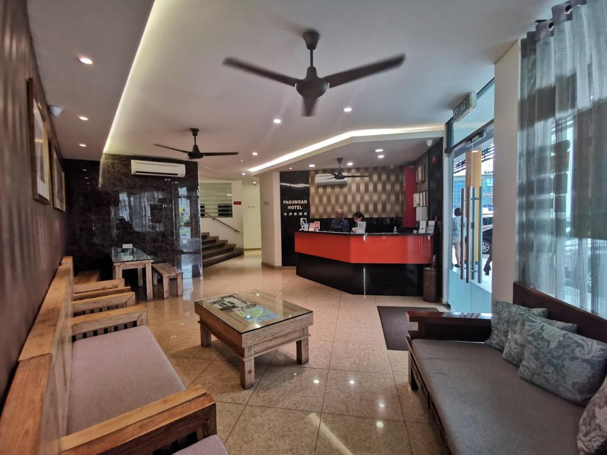 Padungan Hotel Kuching Eksteriør bilde